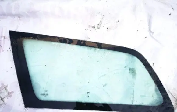 Ford Focus Rear side window