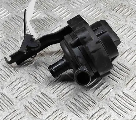 Jaguar I-Pace Electric auxiliary coolant/water pump J9D318D473AA J9D38501AA