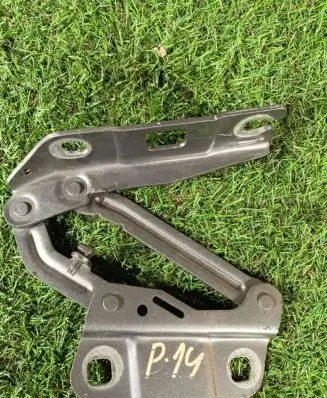Mercedes-Benz ML W164 Engine bonnet/hood hinges A2518800328