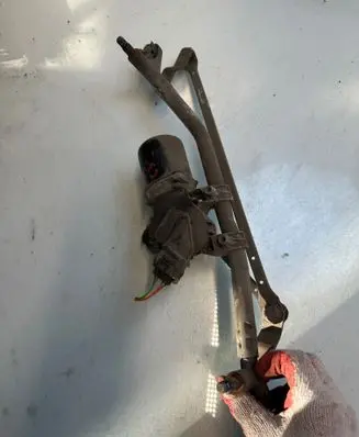 Citroen C3 Front wiper linkage 21212