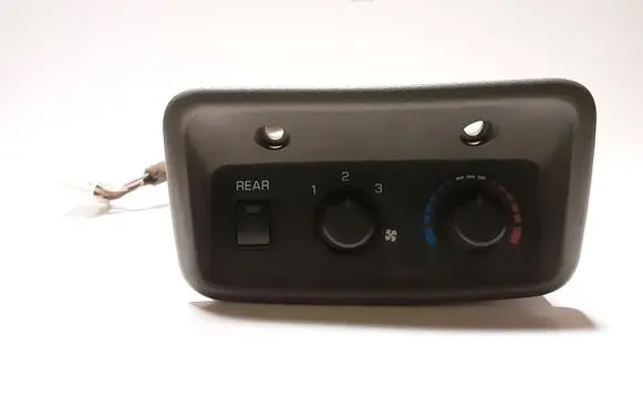 Mitsubishi Pajero Climate control unit MR500175 1464307953