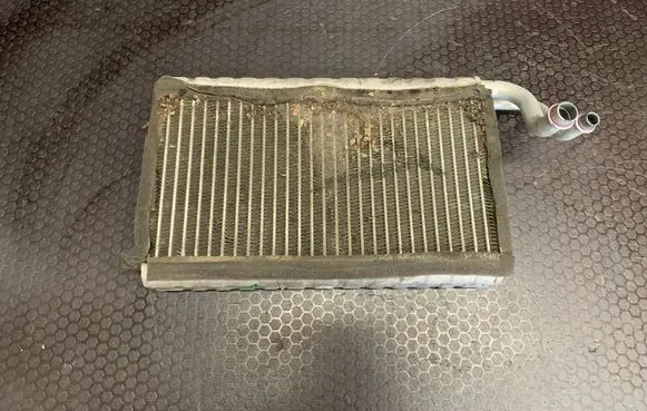 BMW 5 E60 E61 Air conditioning (A/C) radiator (interior) 69460439