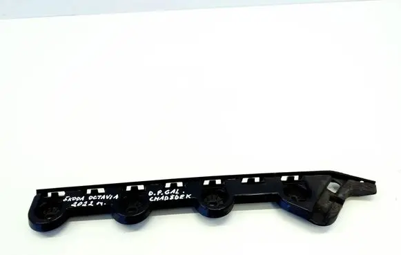 Skoda Octavia Mk4 Rear bumper mounting bracket 5E7807394