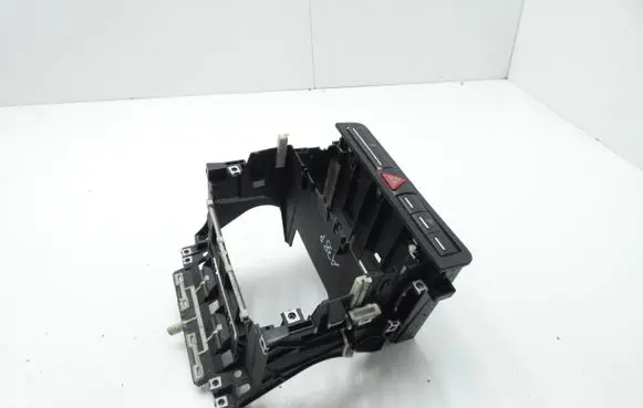 Audi A3 S3 8P Other dashboard part 8P0858005B
