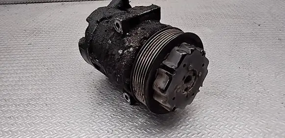 Opel Corsa D Air conditioning (A/C) compressor (pump) 55703721