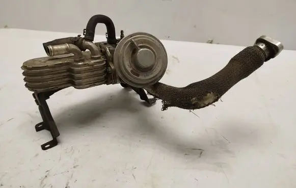 Volkswagen Phaeton EGR valve cooler 059131512H