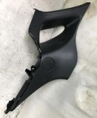 Mazda CX-30 (D)pillar trim (top) Dfr768250