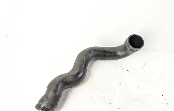 Mercedes-Benz Vito Viano W638 Intercooler hose/pipe 385281982