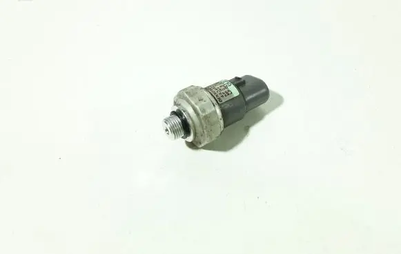 Toyota Corolla E120 E130 Air conditioning (A/C) pressure sensor 4434400050 6D19