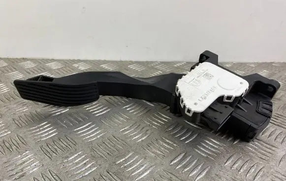 Jeep Compass Accelerator throttle pedal