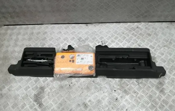 Peugeot 508 RXH Tool set 