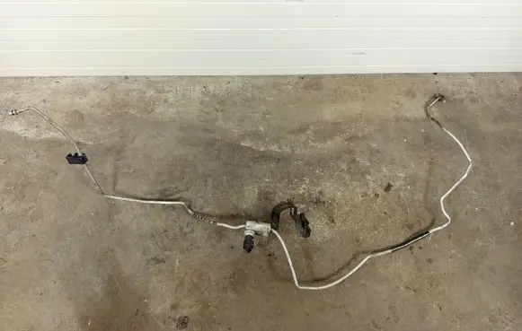 Toyota Avensis T270 Air conditioning (A/C) pipe/hose 88710-05410 MF4462508044