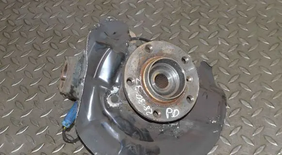 Mini Cooper Countryman R60 Front wheel hub