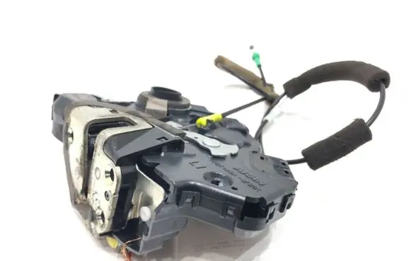 Lexus IS 220D-250-350 Front door lock