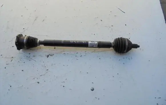 Seat Ibiza I (021A) Front driveshaft