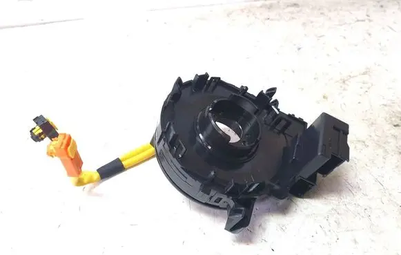 Toyota Avensis T270 Airbag slip ring squib (SRS ring) 39SUGS108