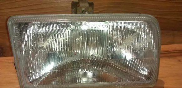 Ford Escort Headlight/headlamp 77fg13k060ca