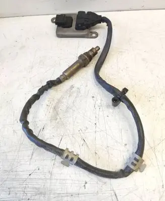 Mercedes-Benz C AMG W205 Lambda probe sensor A0009059703 A2C1254820002