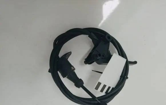 Peugeot 206 Engine bonnet (hood) release handle
