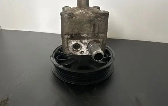 Volvo V70 Power steering pump 30741790 7613955158
