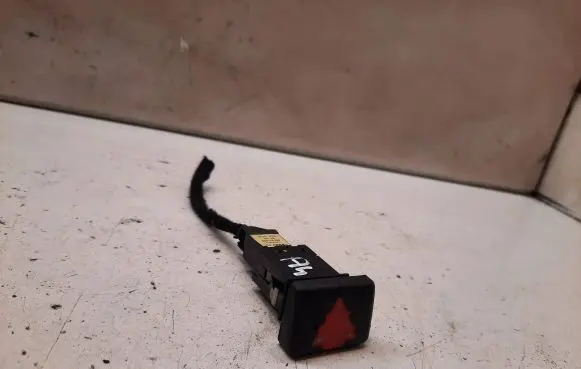 Audi A4 S4 B6 8E 8H Hazard light switch 8E0941509