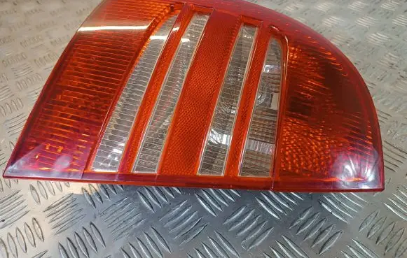 Rear/tail lights