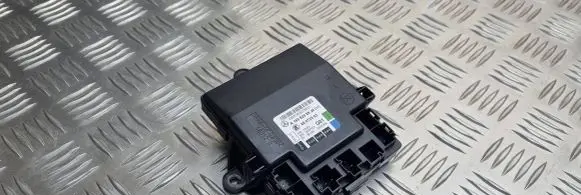 Mercedes-Benz B W245 Door control unit/module A1698208526 05072363 63051005078501