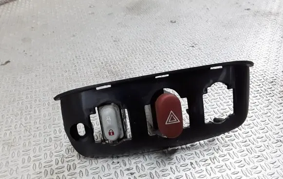 Renault Espace III Hazard light switch