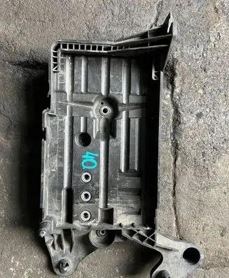 Volkswagen Golf VII Battery tray 5Q0915331K