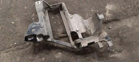 BMW X5 E53 Headlight/headlamp mounting bracket 224568