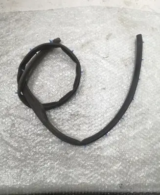 Audi Q3 F3 Front door rubber seal