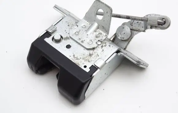 Opel Corsa C Tailgate/trunk/boot lock/catch/latch 90534769