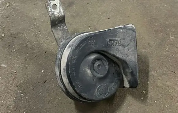 BMW X3 F25 Horn signal 0055306 C6179101