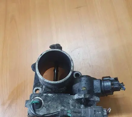 Toyota RAV 4 (XA20) Engine shut-off valve 8967221020