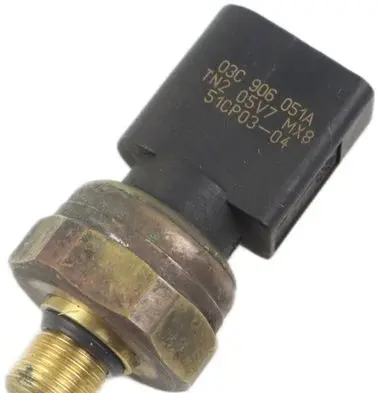 Audi A3 S3 8P Fuel pressure sensor 03C906051A TN205V7MX8 51CP0304