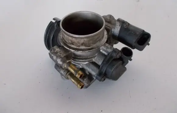 Opel Vectra A Electric throttle body valve 90501011
