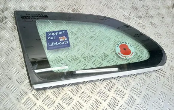 Volvo XC60 Rear side window 43R0010152 DOT950M41A82 A048587