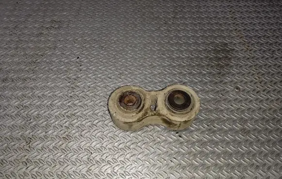 Rear control arm
