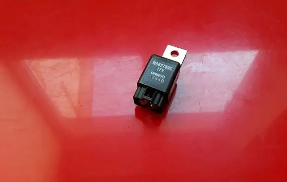 Mitsubishi Pajero Sport I Other relay MB627895 1644D