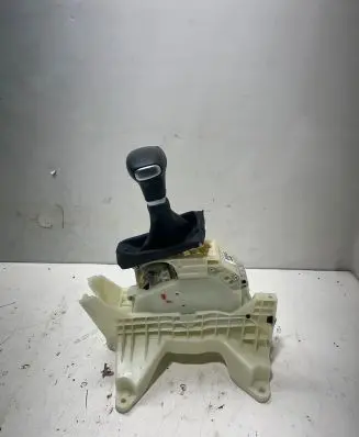 KIA Sportage Gear shifter/selector 