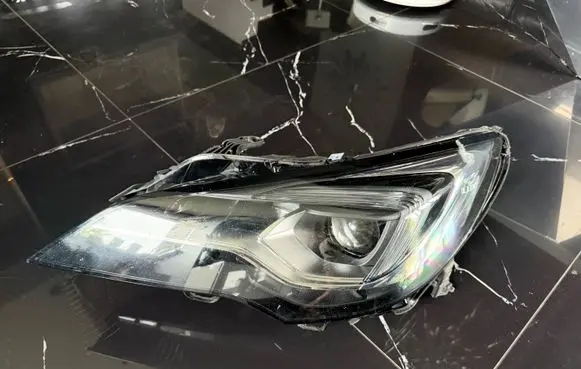 Opel Astra K Headlight/headlamp 39228714 662588537 6519700000000X
