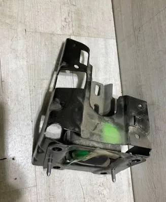 Citroen C3 Gearbox mounting bracket 9810216980