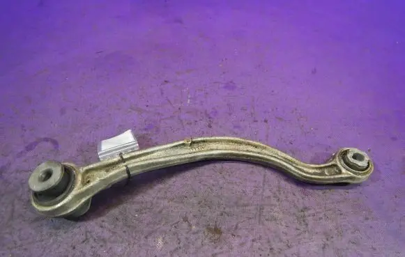 Rear control arm