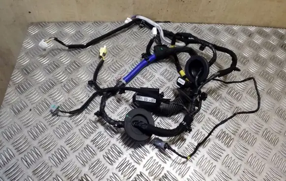 KIA Soul Front door wiring loom 91611J2201