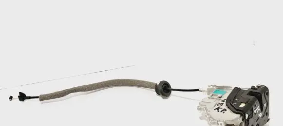 Audi Q7 4M Front door lock 8J1837015F