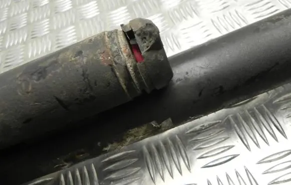 Mercedes-Benz ML W164 Front shock absorber/damper A1643205213 VD10877