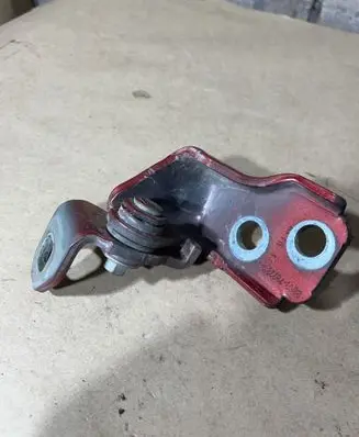 Ford Turneo Courier Front door upper hinge Bb537822811