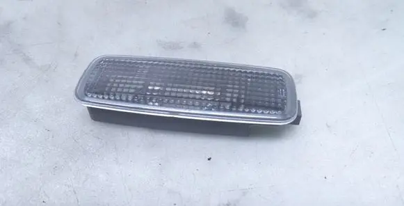 Audi A6 S6 C5 4B Other interior light 8L0947105A