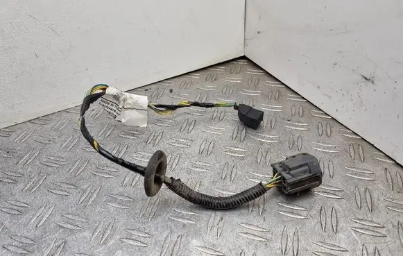 Volvo V70 Parking sensor (PDC) wiring loom 30724976