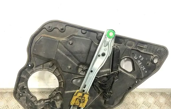 Volvo XC70 Rear window lifting mechanism without motor 913950 6098391702305953